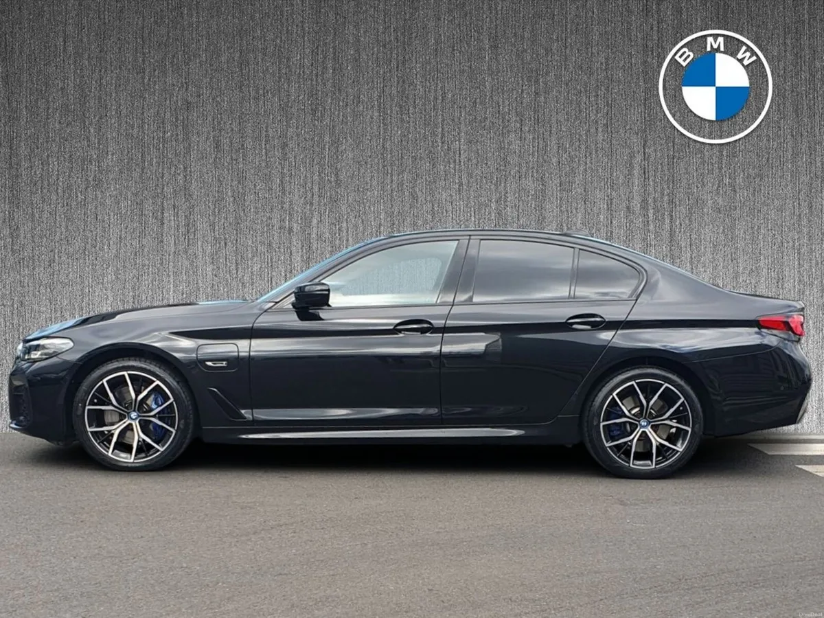 BMW 5-Series 530e xDrive M Sport Saloon - Image 3