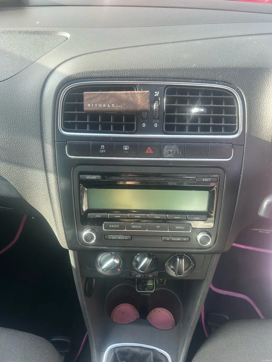 Volkswagen Polo - Image 2