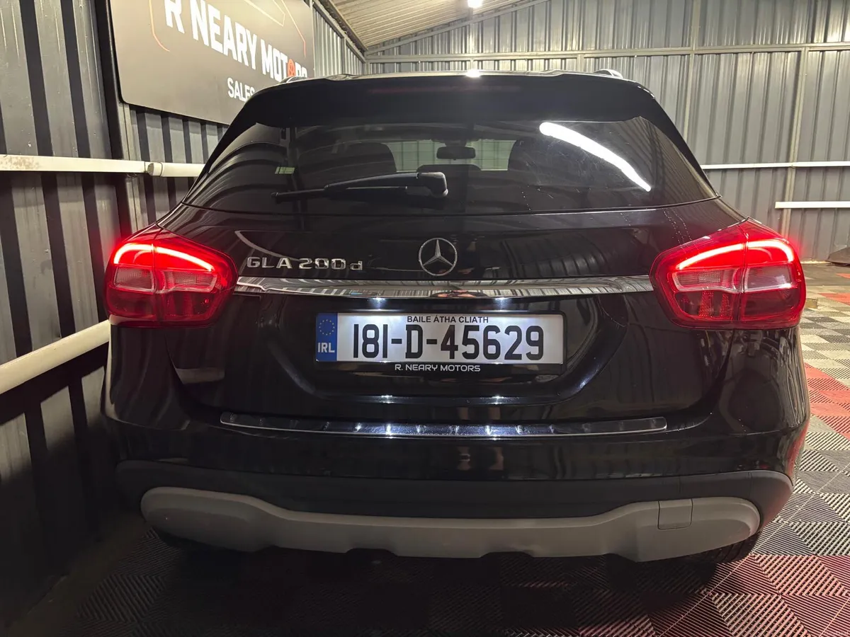 2018 Mercedes-Benz GLA GLA 200 D STYLE Auto - Image 2