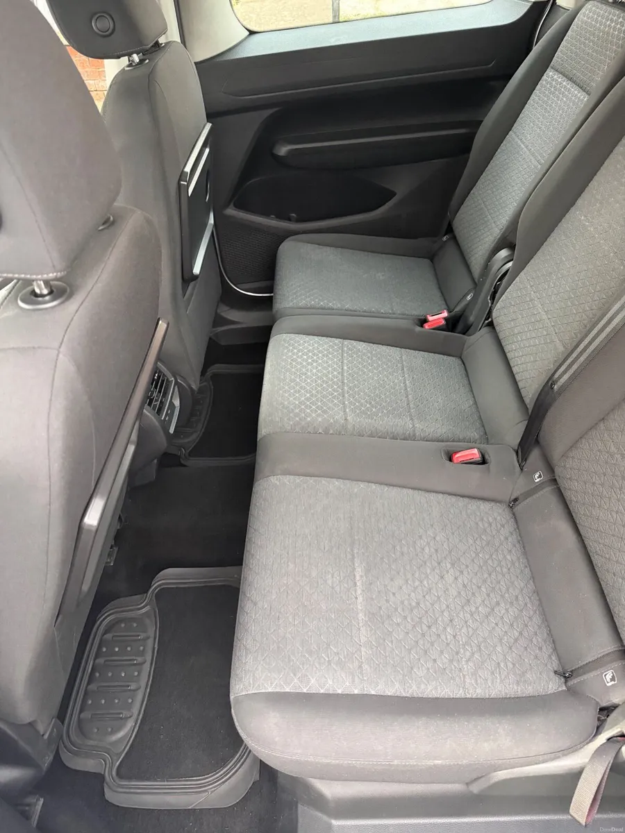 Ford Tourneo Connect 2023 - Image 2