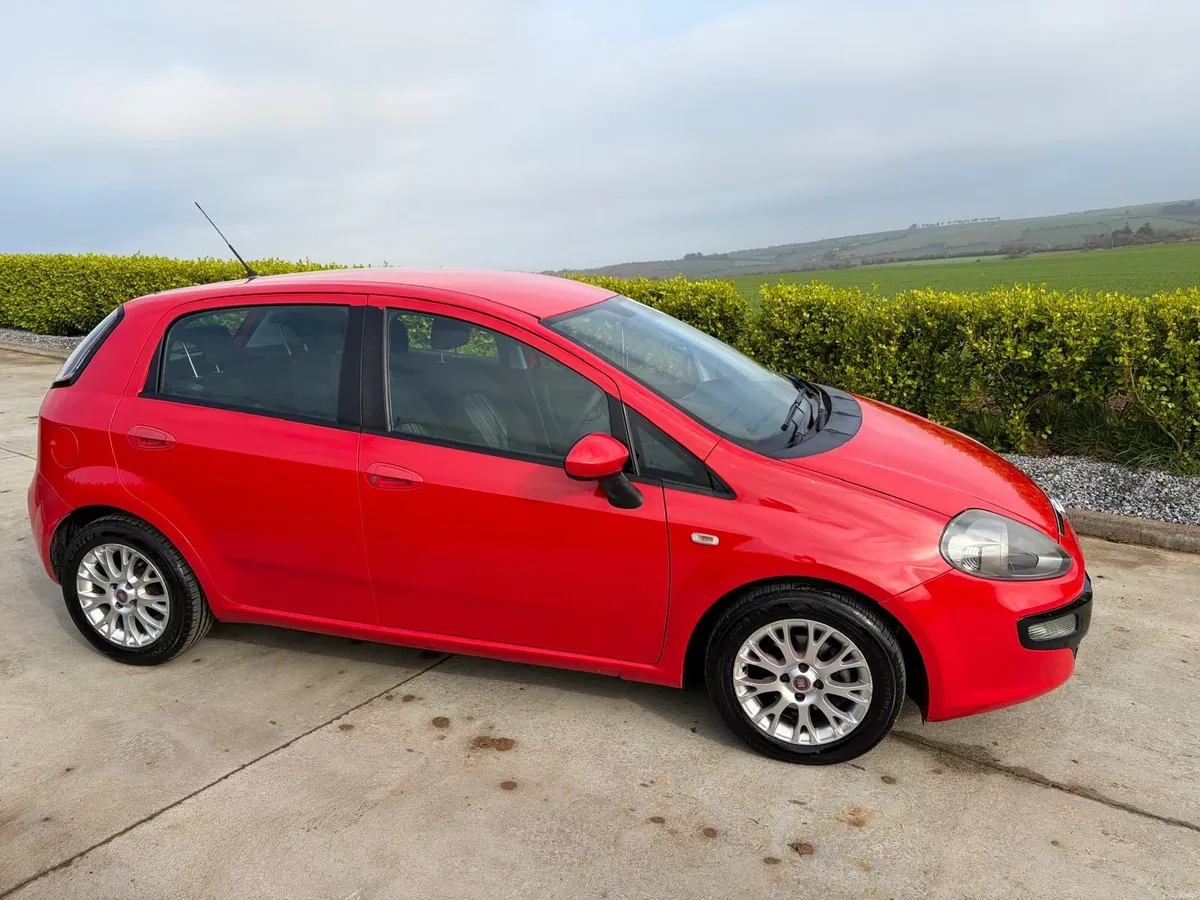 2012 Fiat Punto 1.2 Petrol - Image 2