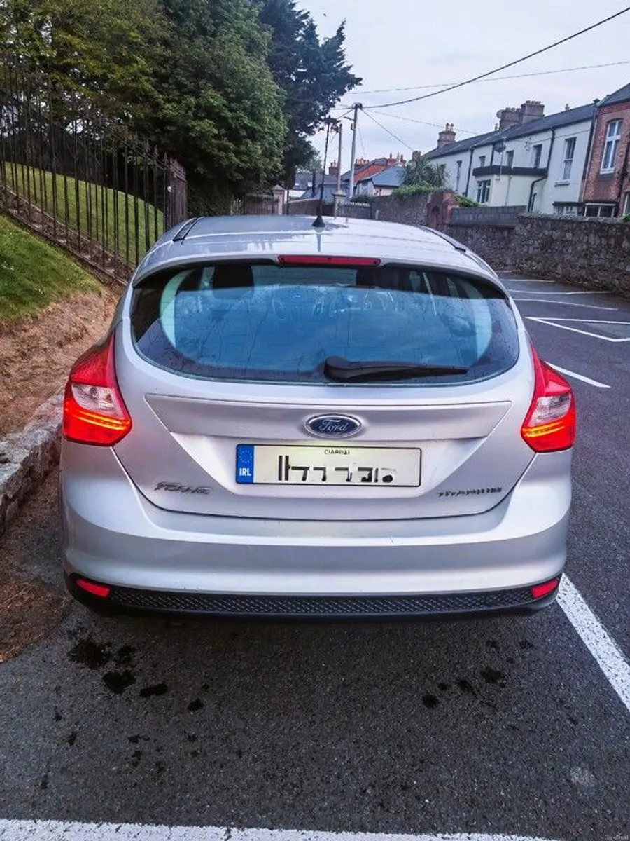 2011 Ford Focus Titanium - Image 3