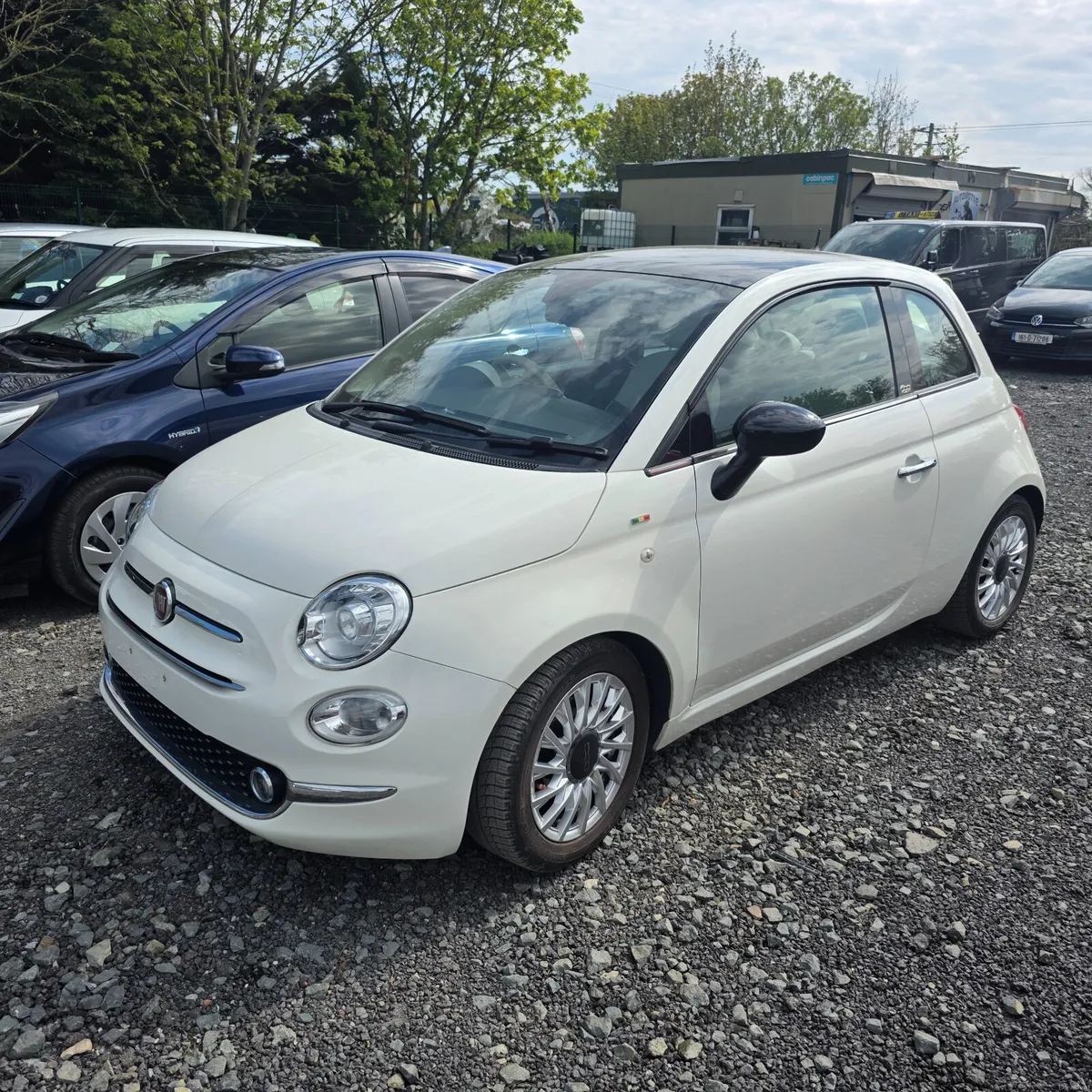 Fiat 500 Automatic 2017 Low Miles Panoramic Roof - Image 4
