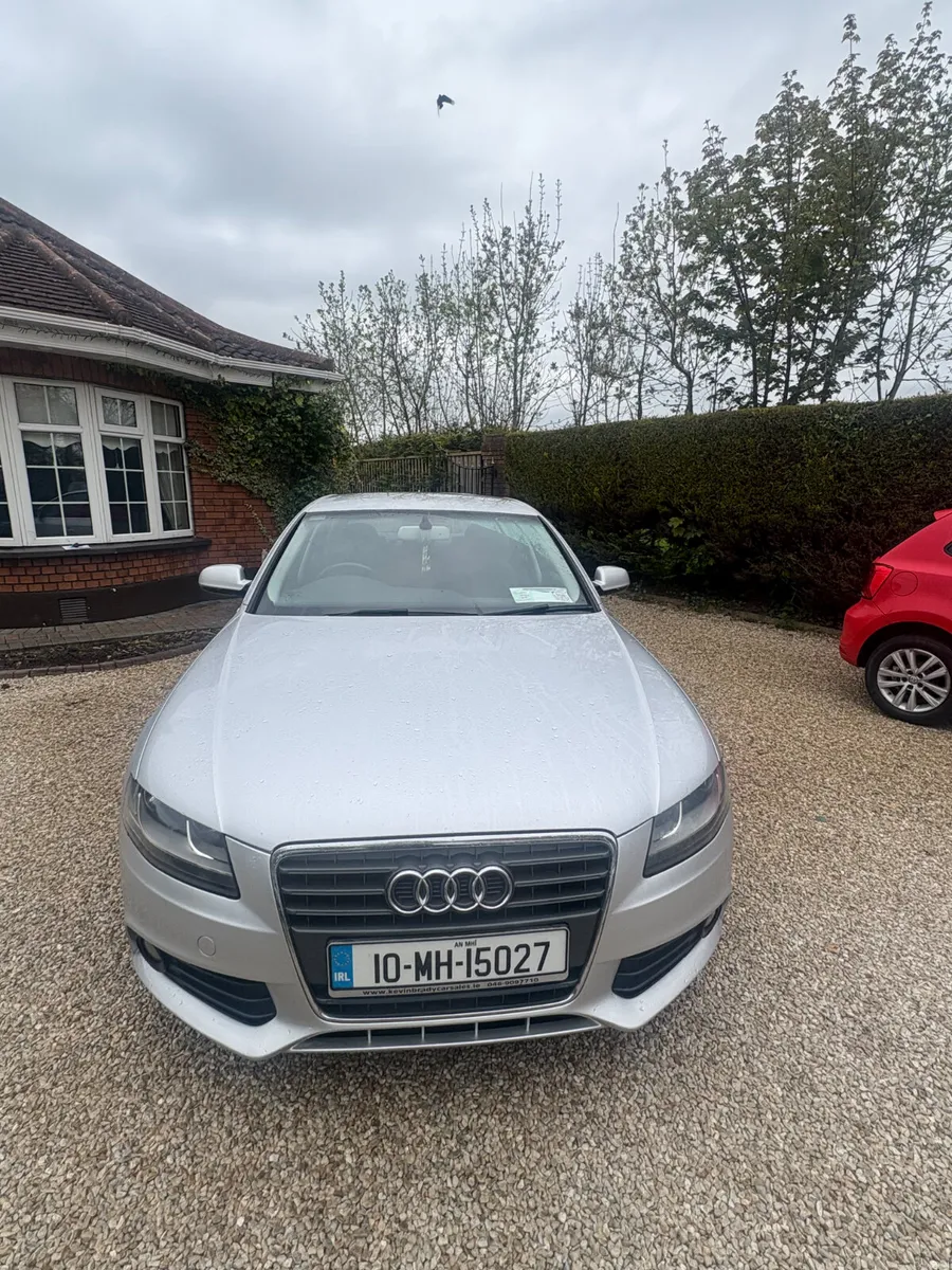 Audi A4 2010 , 2.0 litre Tdi , 136bho - Image 2