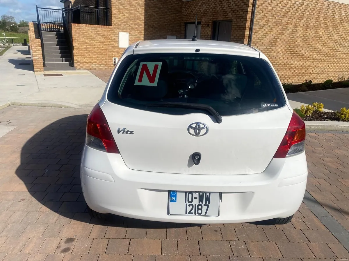 Toyota Vitz 2010 - Image 4