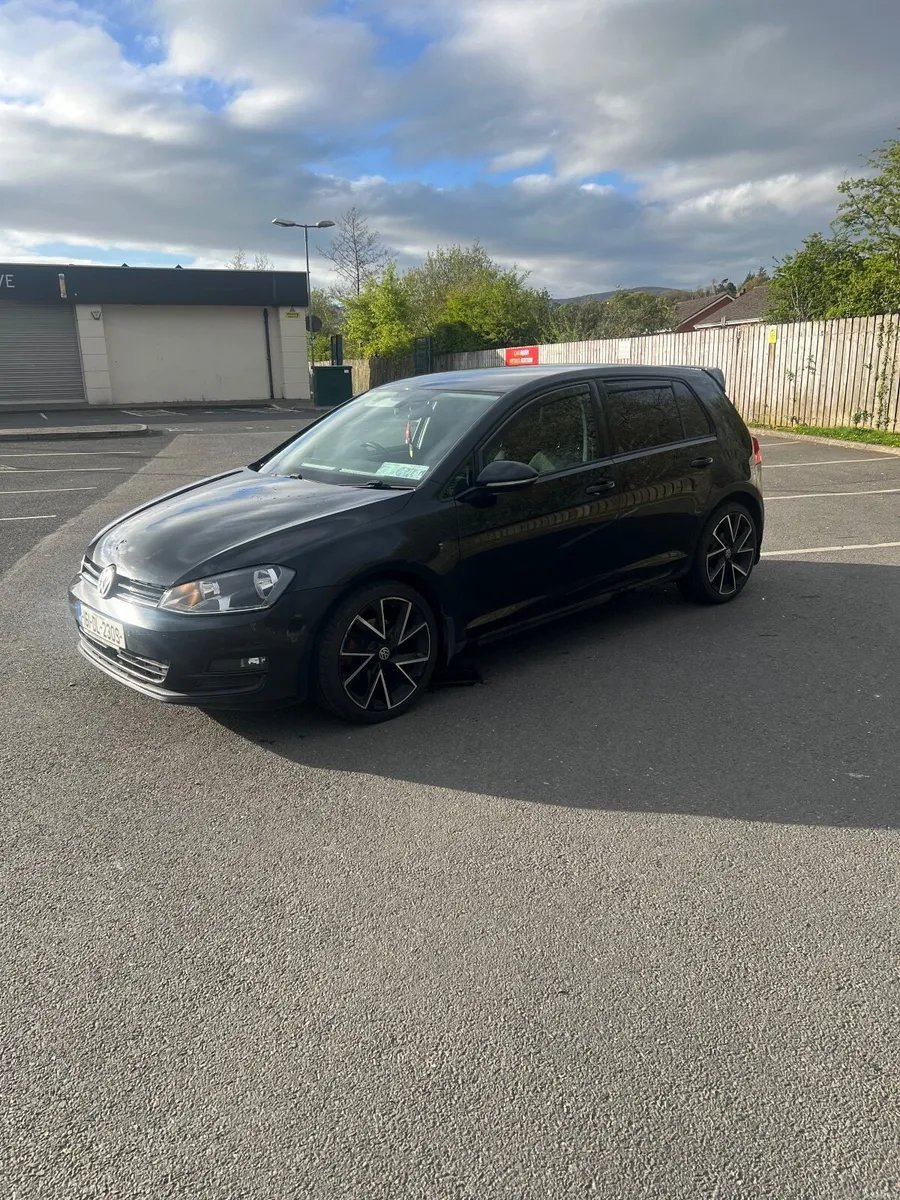 Volkswagen Golf 2016 - Image 2