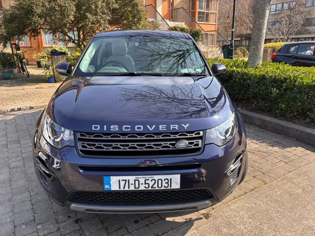 Land Rover Discovery Sport - Image 2