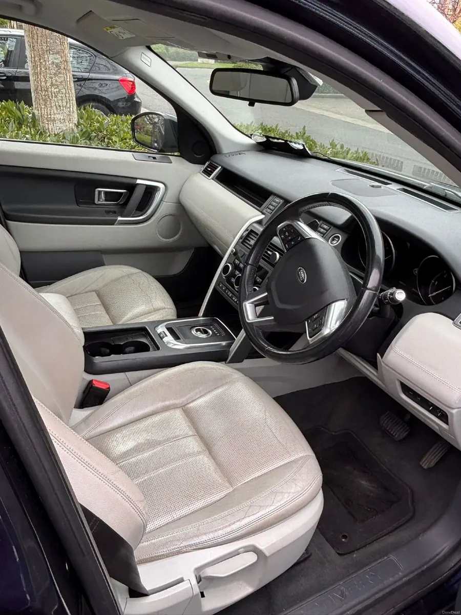 Discovery Sport 7Seat Full LR Health Check NCT - Image 5