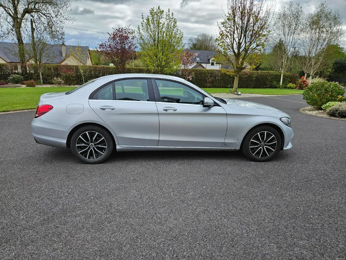 Mercedes-Benz C-Class 2019 - Image 1