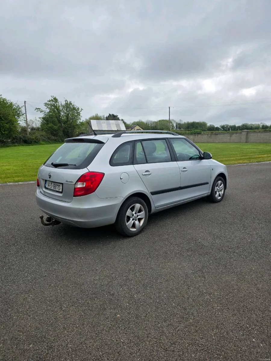 Skoda fabia 1.6 diesel *NCT'd and taxed* - Image 4