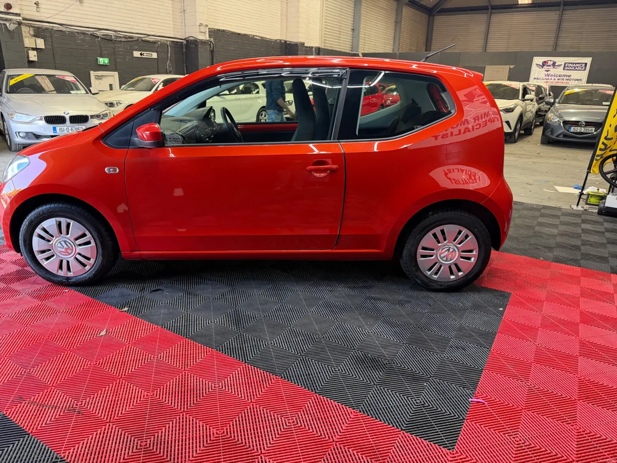 2016 Volkswagen up ! Auto - Image 4