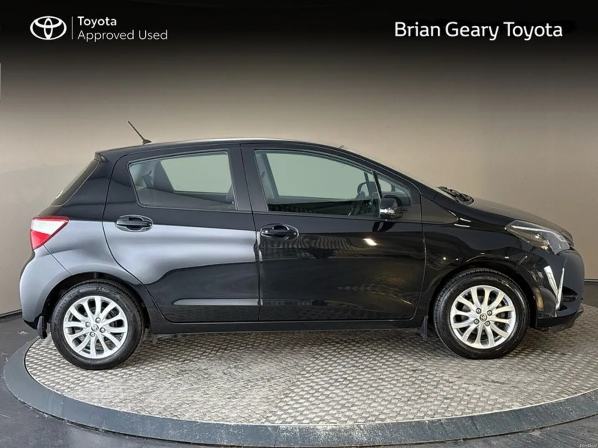 Toyota Yaris YARIS 1.0 5DR LUNA - Image 3