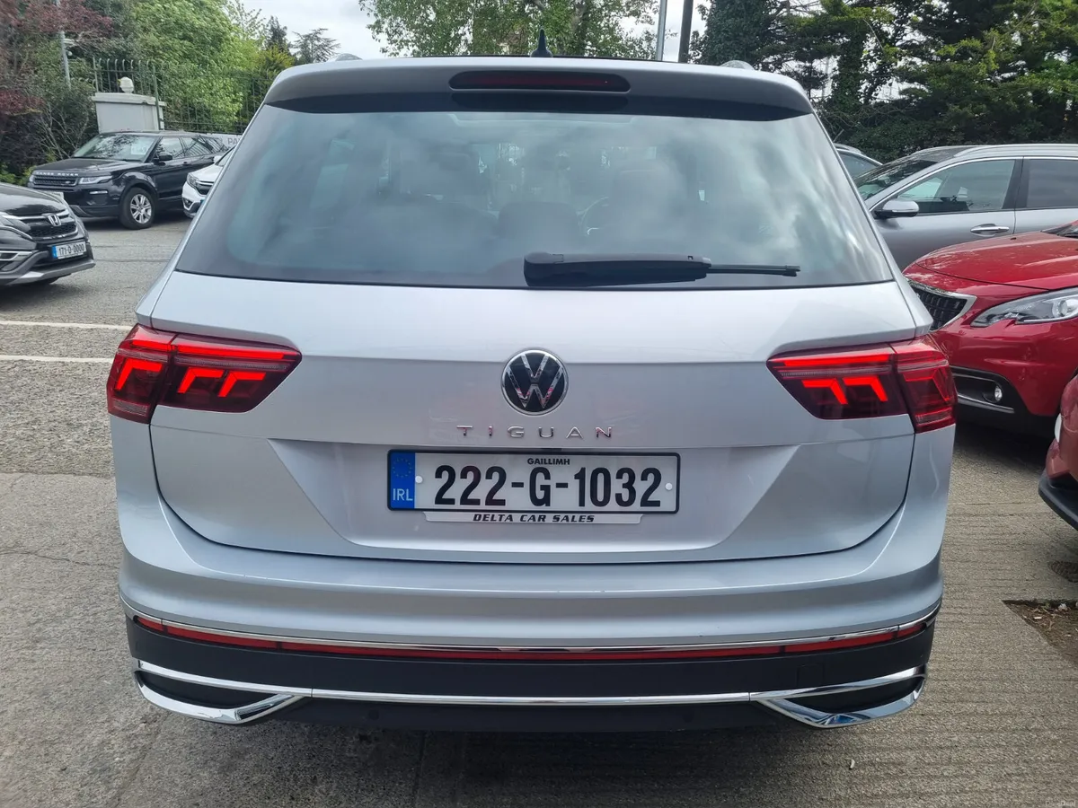 2022 VOLKSWAGEN TIGUAN ELEGANCE NCT 07/28 - Image 5