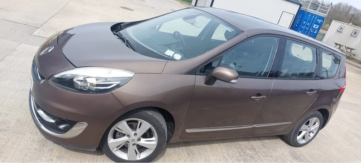 Renault Grand Scenic - Image 3