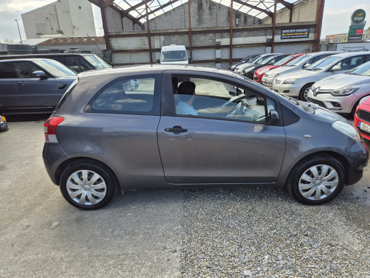 🦏 Toyota Yaris terra 2010 1.0 🦏 - Image 3