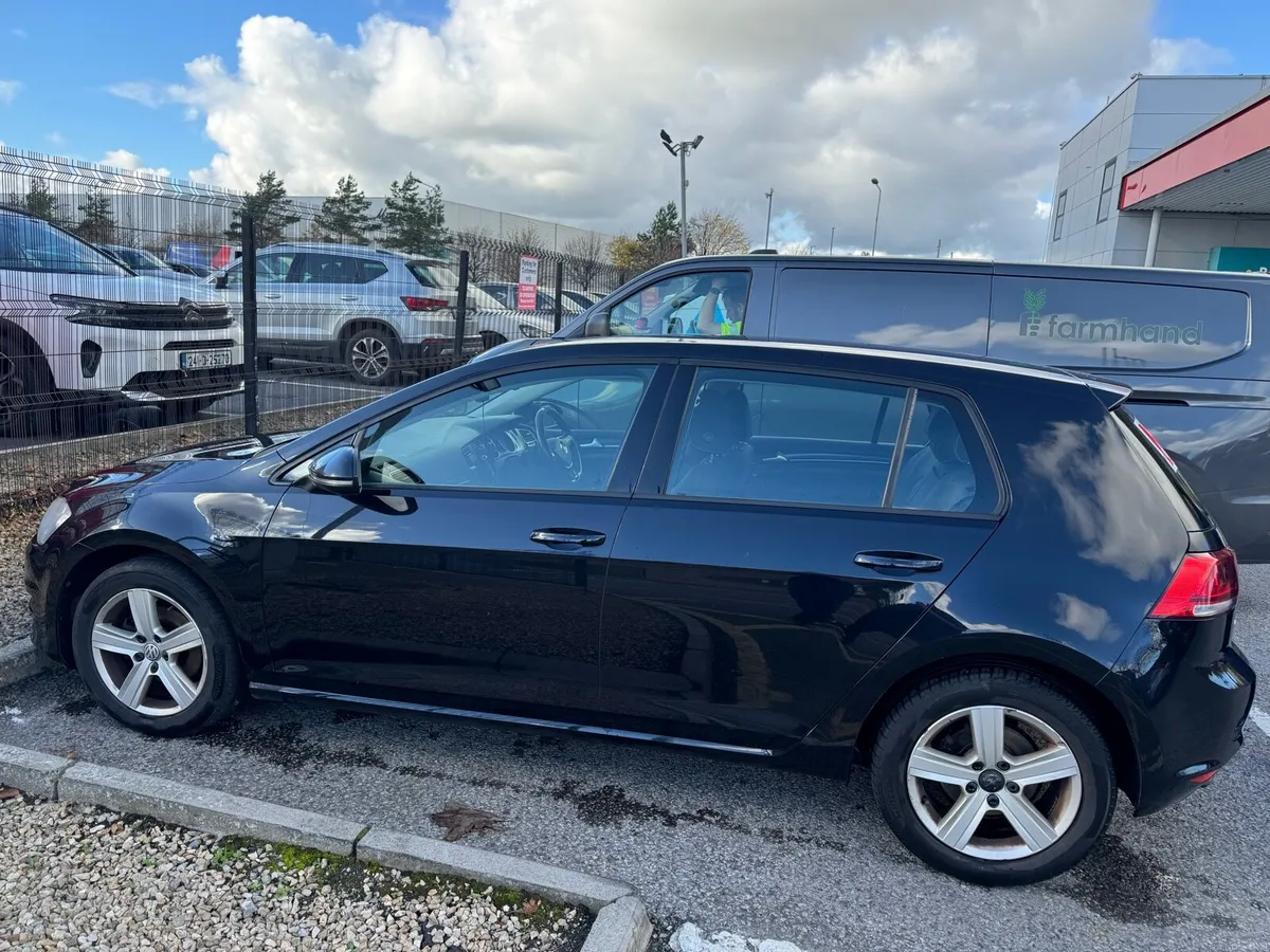 Volkswagen Golf 7 Highline 7200 - Image 3