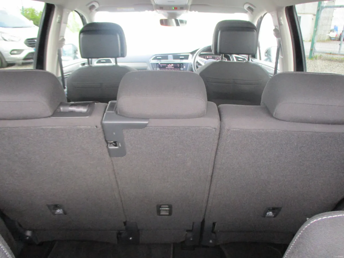 Volkswagen Tiguan 2023 150BHP DSG 7 SEATER - Image 6
