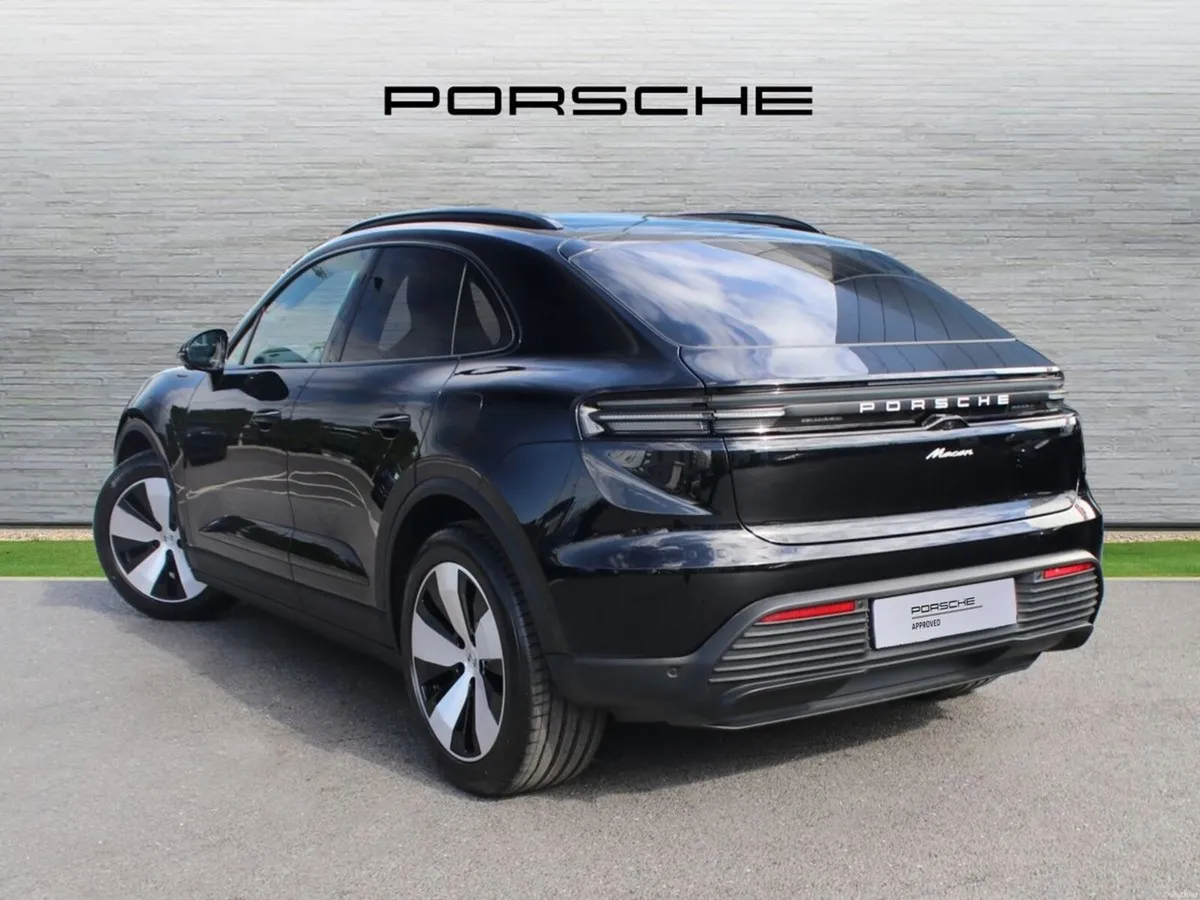 Porsche Macan Electric - Image 3