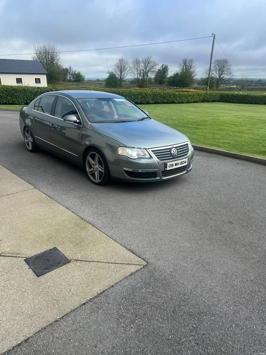 Volkswagen b6 Passat 2009 - Image 1
