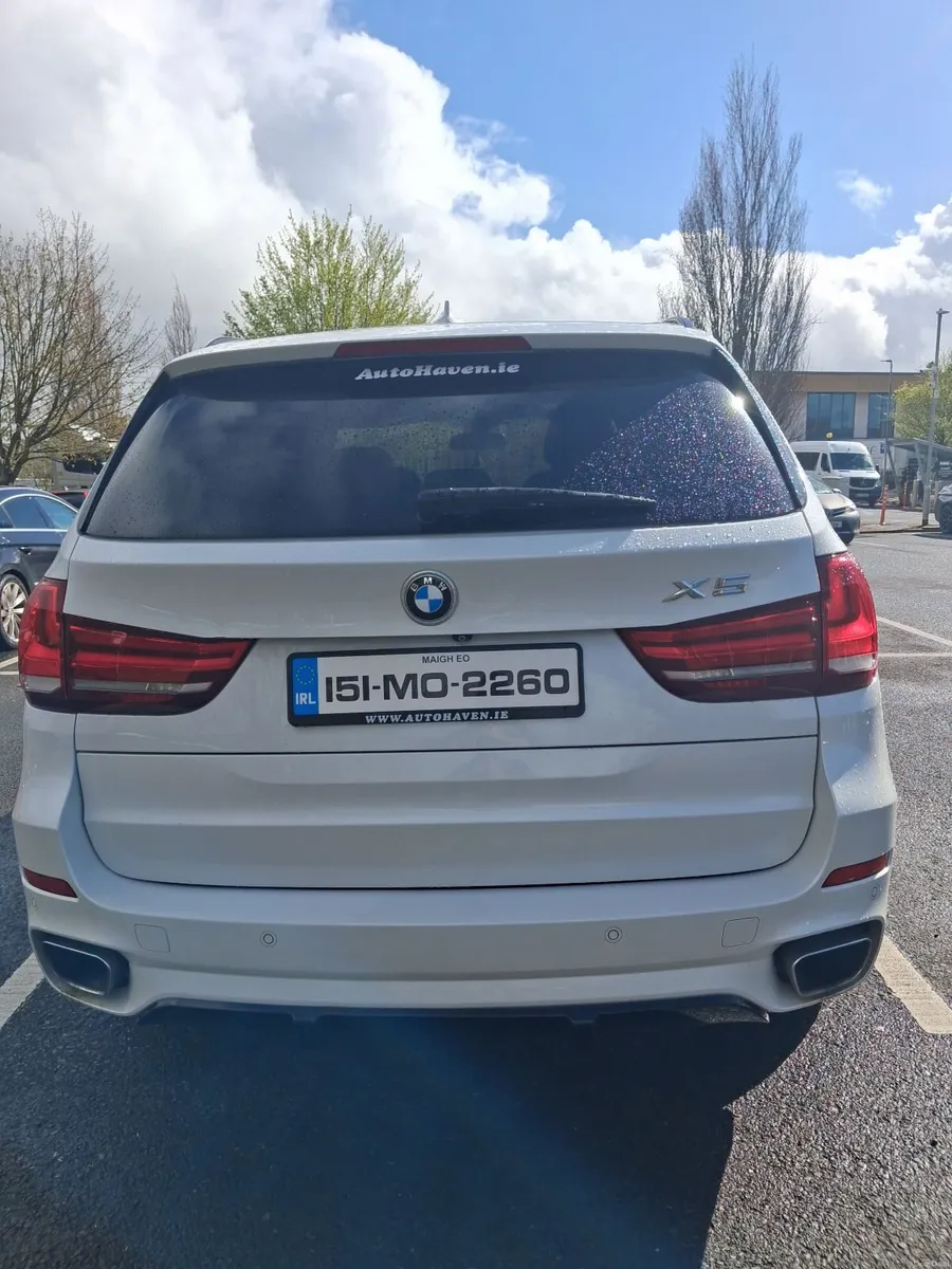 BMW X5 2015 - Image 2