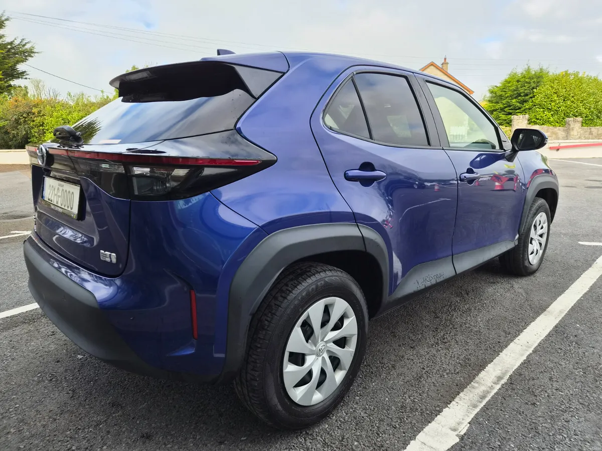 Toyota Yaris Cross 2022 1.5L Petrol Hybrid Auto - Image 3