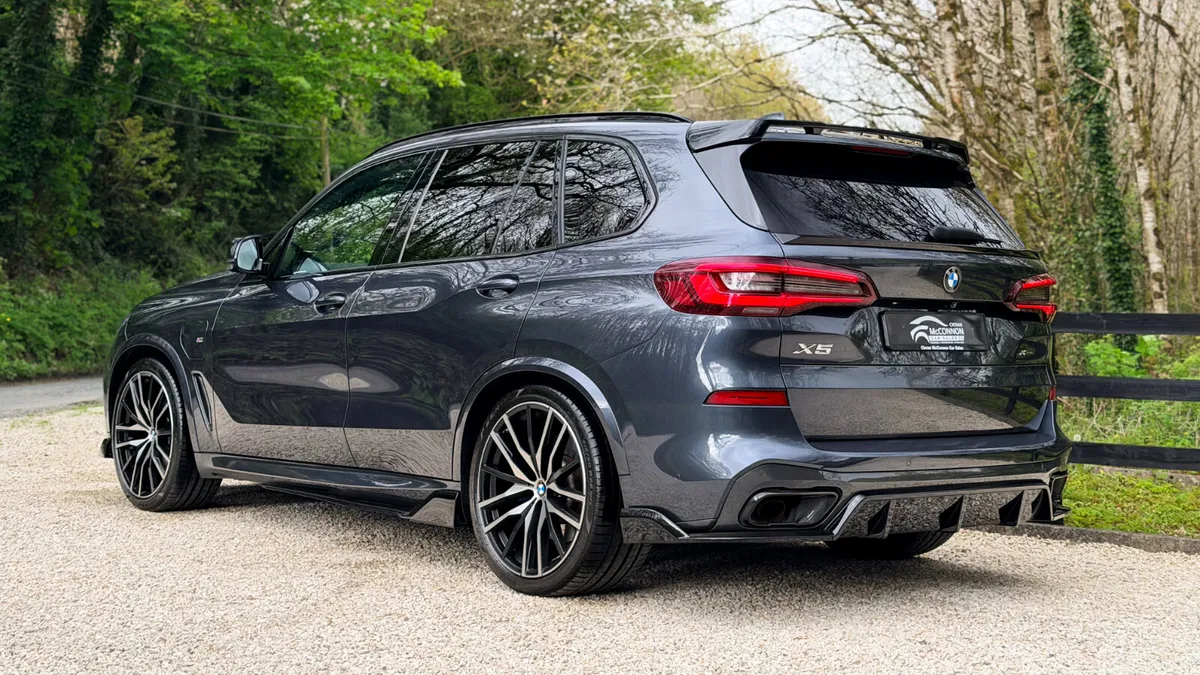 2020 (201) BMW X5 45e M Sport Pro *HIGHEST SPEC - Image 2