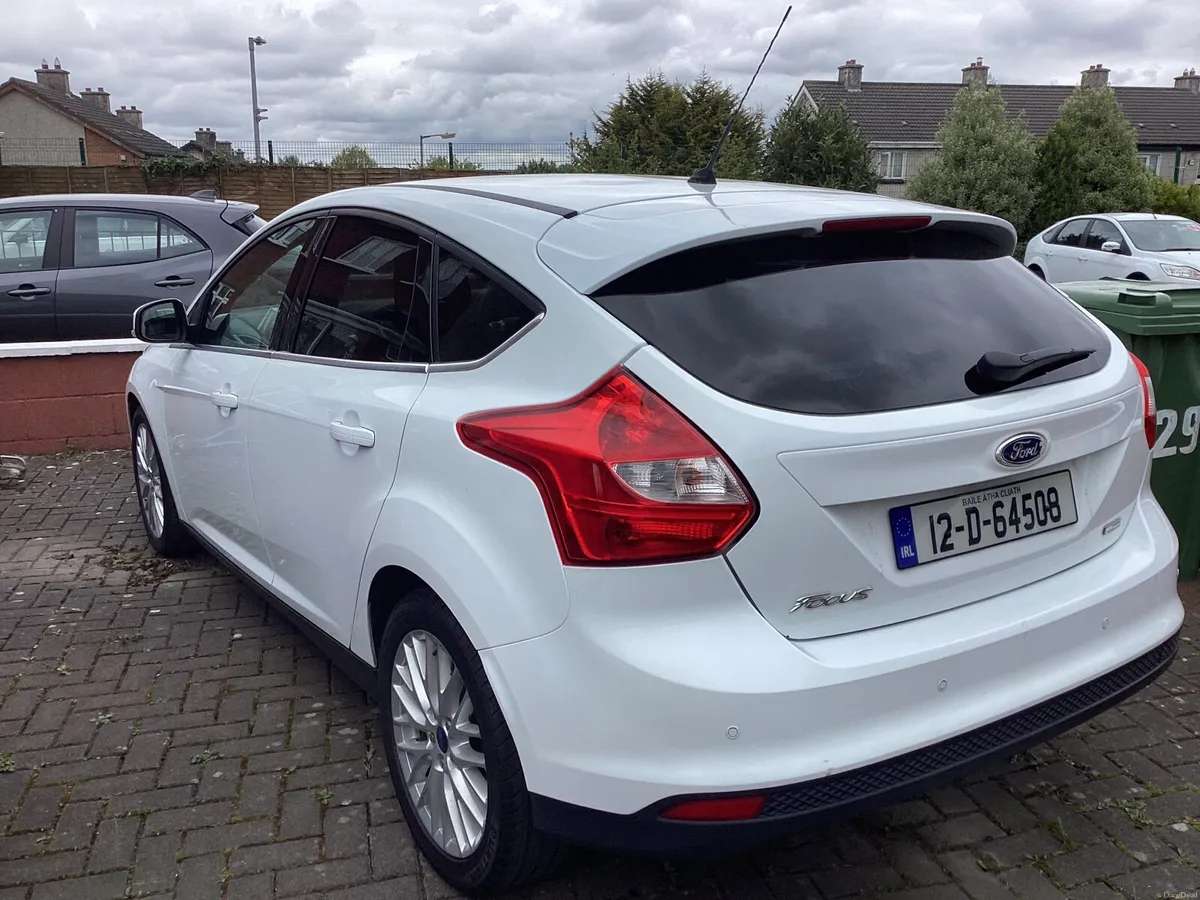 Ford Focus 2012 - Image 4
