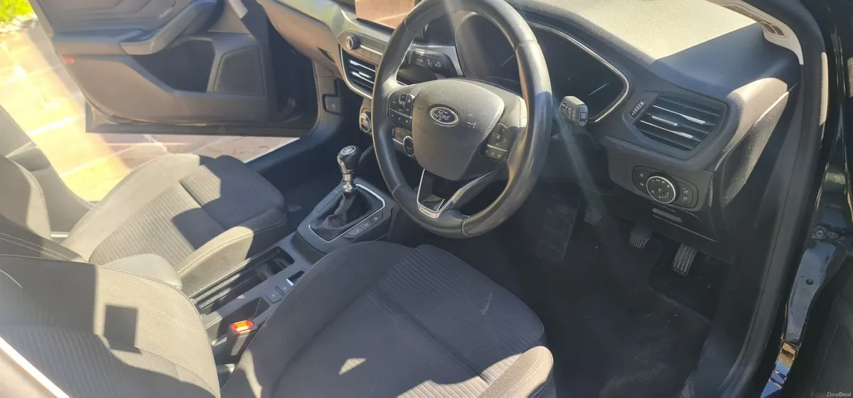 Ford Focus 2019 - Image 3