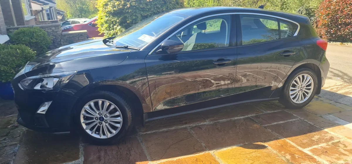 Ford Focus 2019 - Image 1