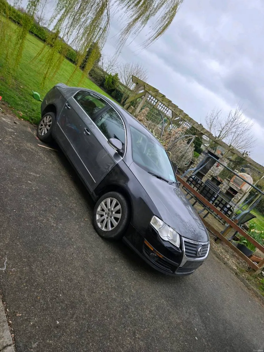 2007 Volkswagen Passat 1.6 Petrol - Image 1