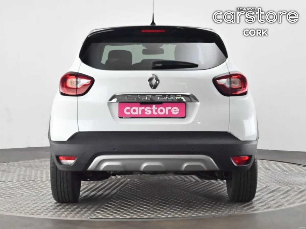 Renault Captur dCi 90 EDC SIGNATURE X NAV - Image 4