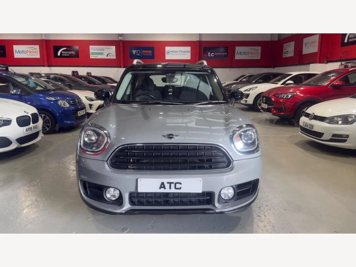 2018 MINI Countryman Cooper - Image 2