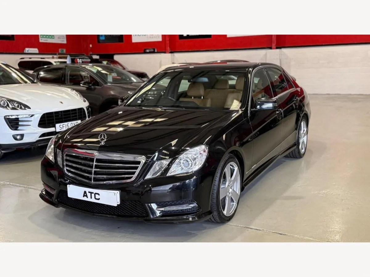 2013 Mercedes Benz E Class E300dh - Image 3