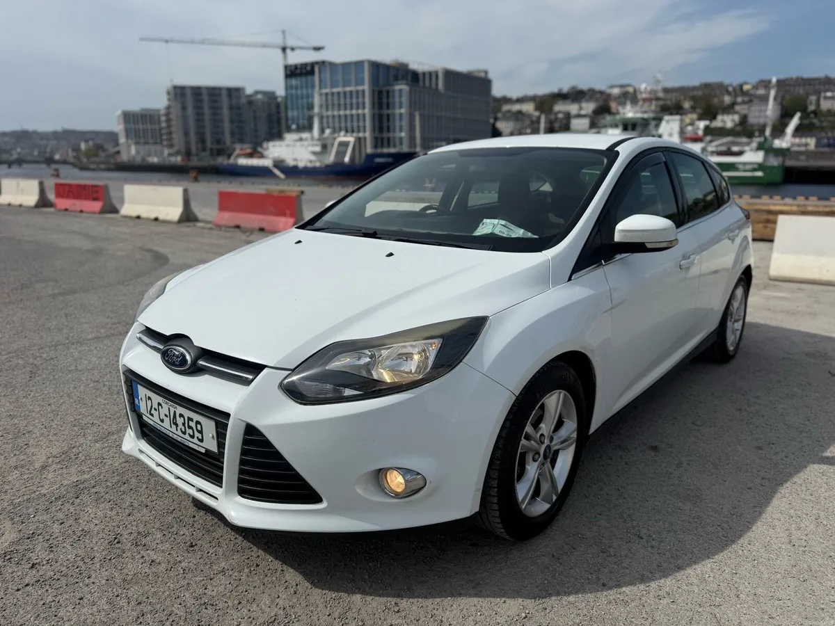 Ford Focus 2012 1.6 Diesel Fresh Ncted & Taxed - Image 4