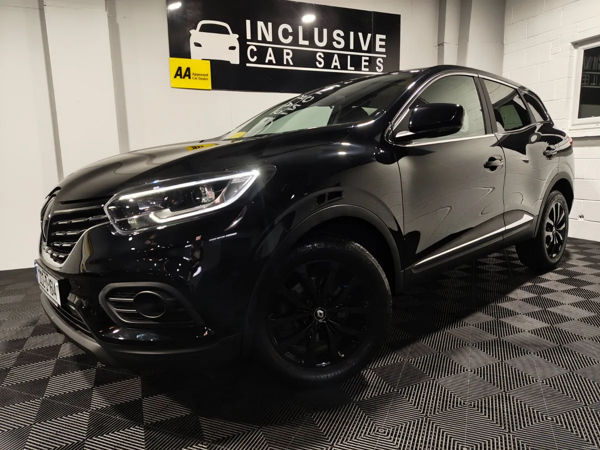 Renault Kadjar 2022 1.3 PETROL AUTOMATIC SUV WITH - Image 1