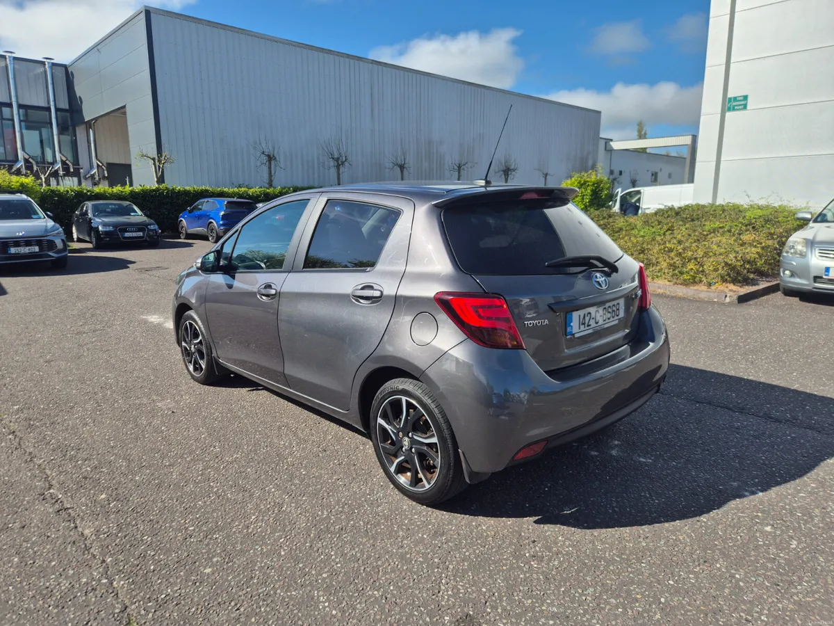 Toyota Yaris 2014 - Image 6