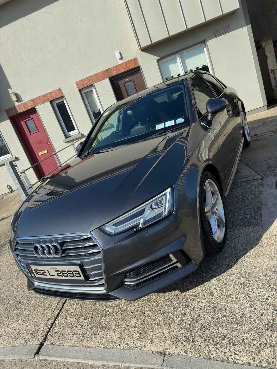 Audi A4 2.0 TDI 190BHP S-Line Black Edition - Image 4