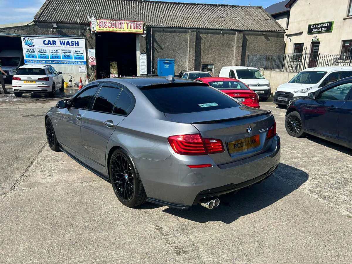 OUTSTANDING LATE 2016 BMW 530D M-SPORT AUTO - Image 4