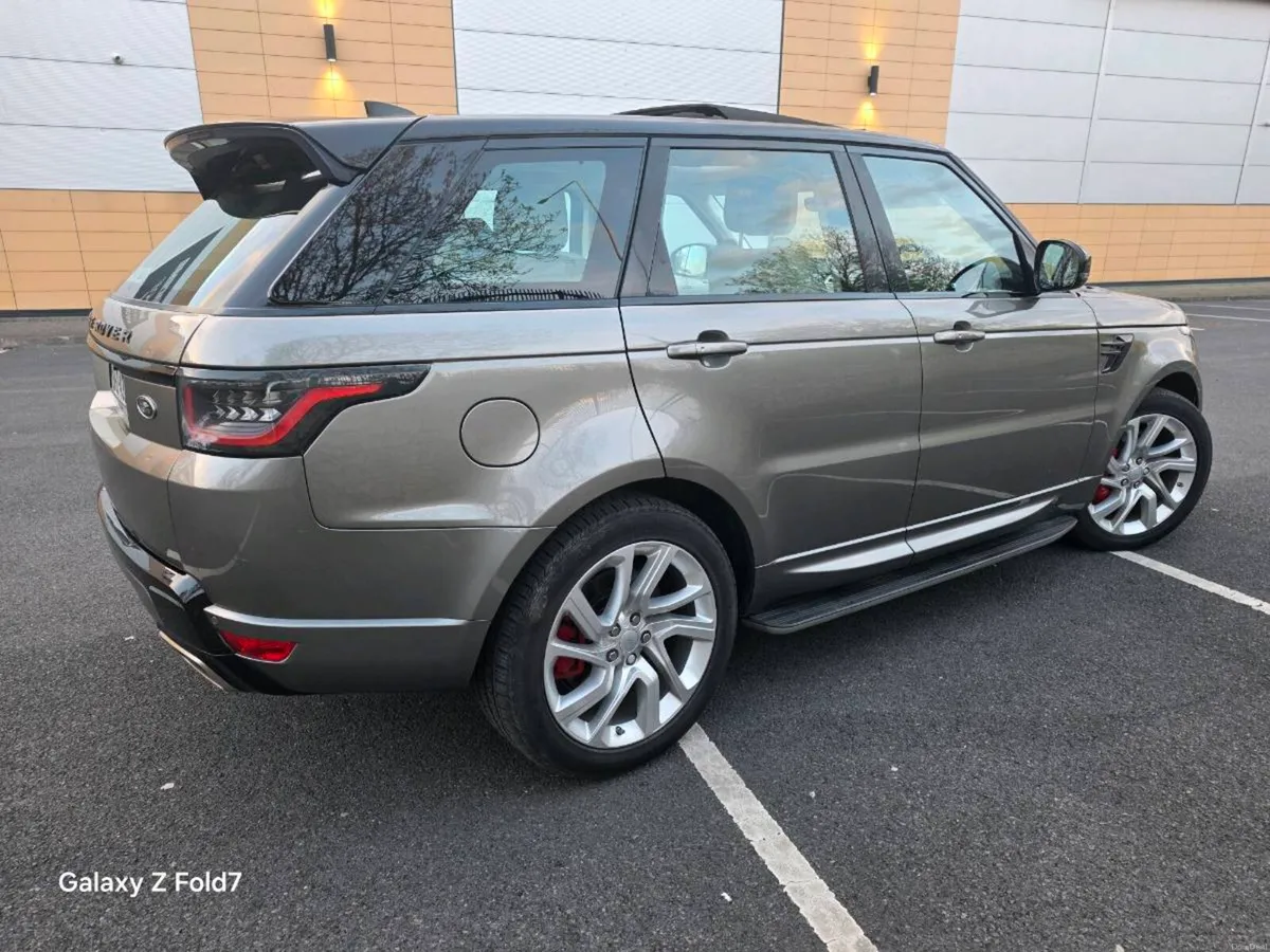 Range Rover Sport Dynamic HSE P400E Low Mileage - Image 4