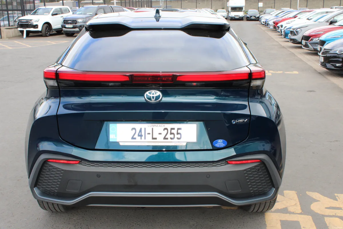 Toyota C-HR 2024 - Image 4