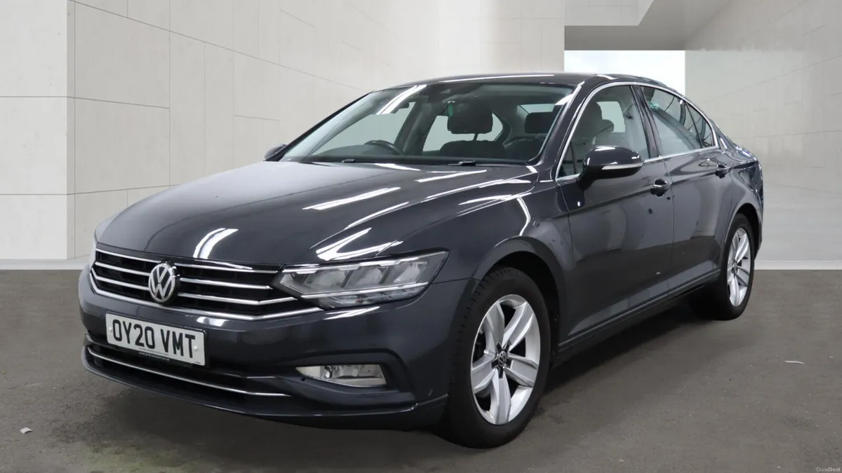 Volkswagen Passat SE BUSINESS - Image 2