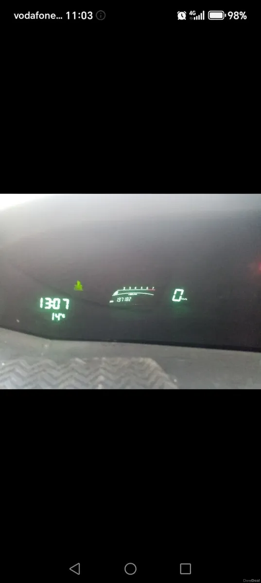 Toyota Yaris 2010 - Image 2