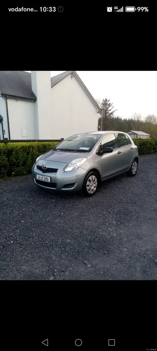 Toyota Yaris 2010 - Image 1