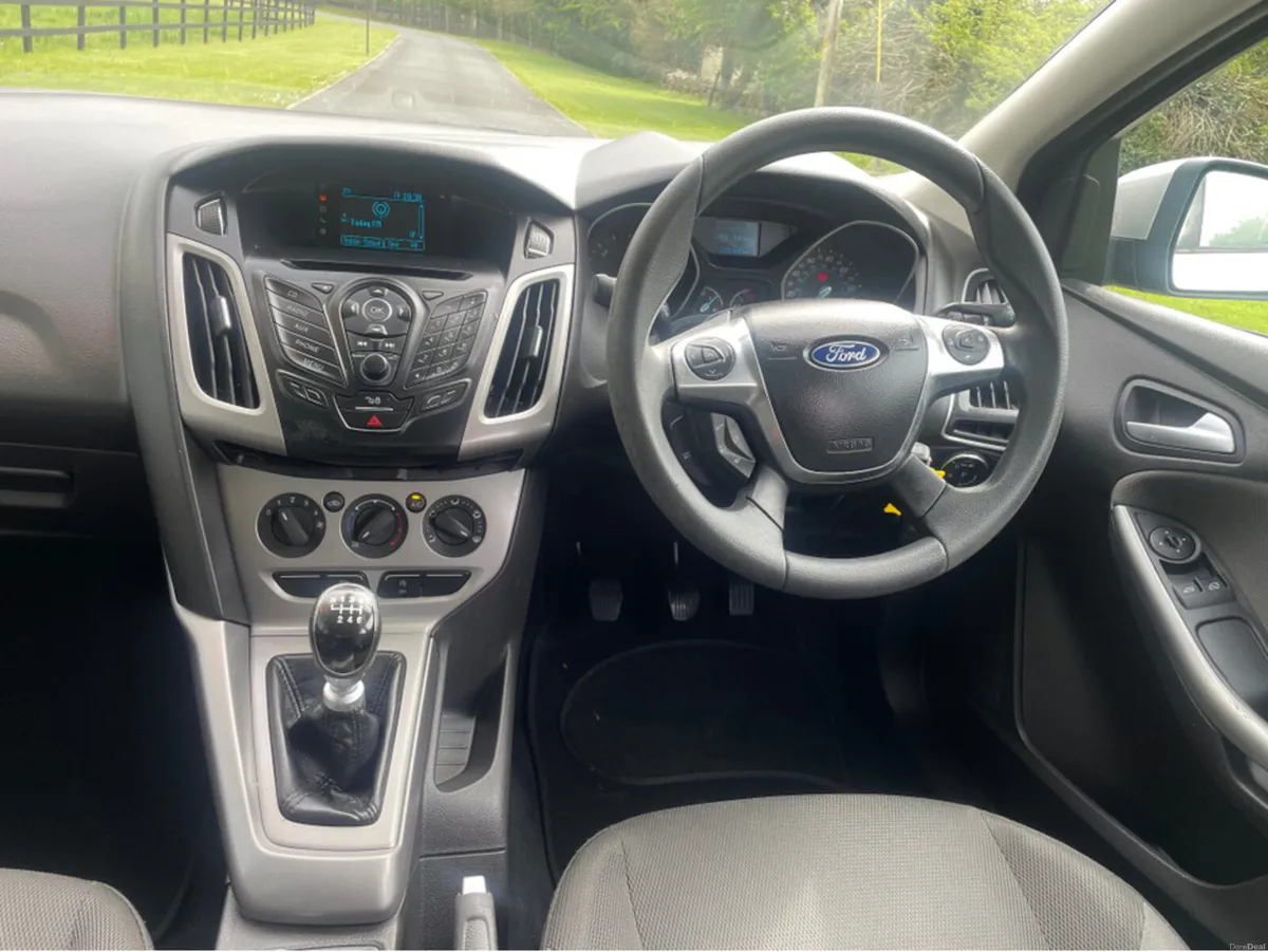 Ford Focus 1.6 TDCI EDGE ECONETIC 1 105PS 5DR - Image 4