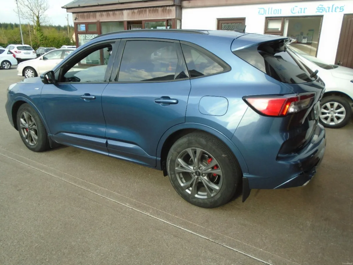 Ford Kuga TITANIUM 5DR 1.5 TD 120 S6.2 M6 F - Image 2