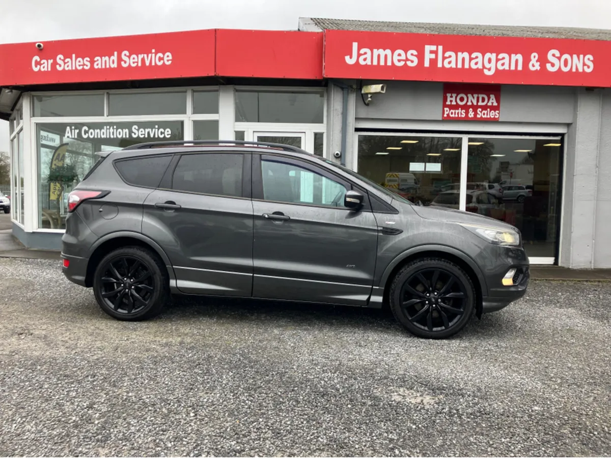 Ford Kuga 2.0 TDCI 150PS 4WD 4DR ST-LINE - Image 2