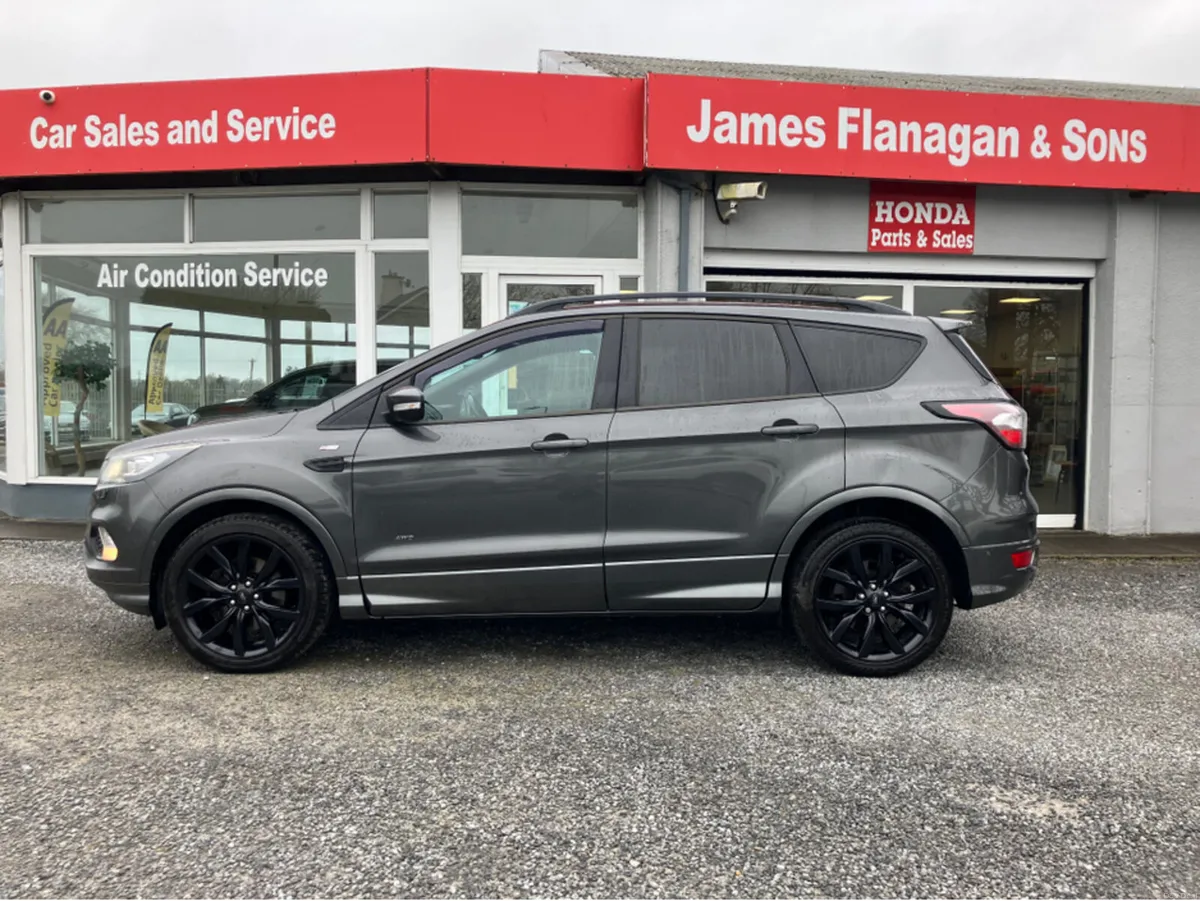 Ford Kuga 2.0 TDCI 150PS 4WD 4DR ST-LINE - Image 3