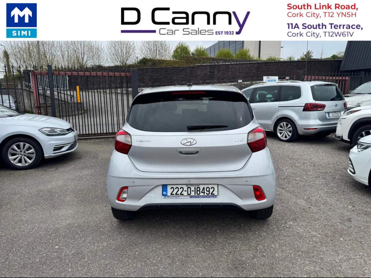Hyundai i10 DELUXE 5DR - Image 3