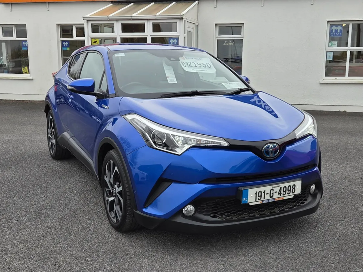 Toyota C-HR 1.8 DESIGN 120BHP HEV 5DR - Image 2