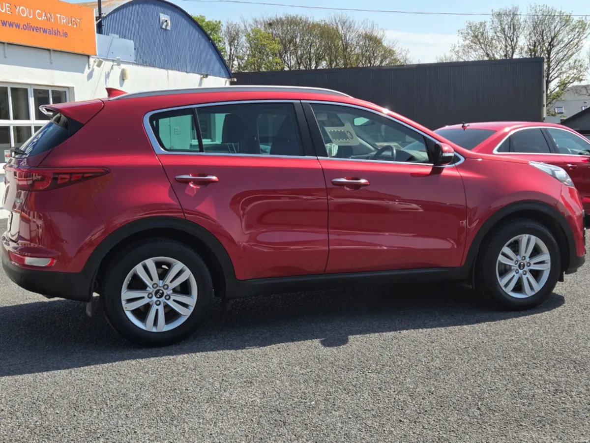 Kia Sportage 1.7 PLATINUM 5DR - Image 3